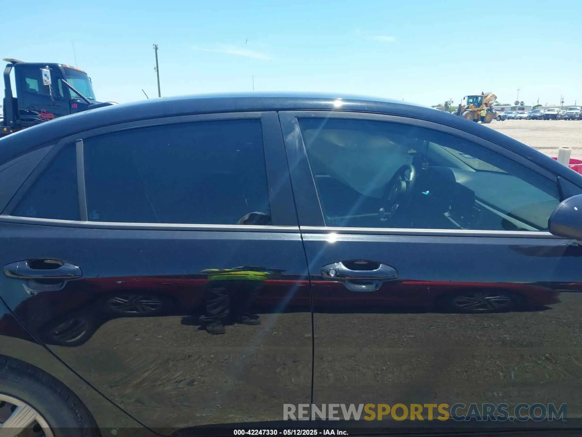 13 Photograph of a damaged car 3KPA24AD9ME416570 KIA RIO 2021