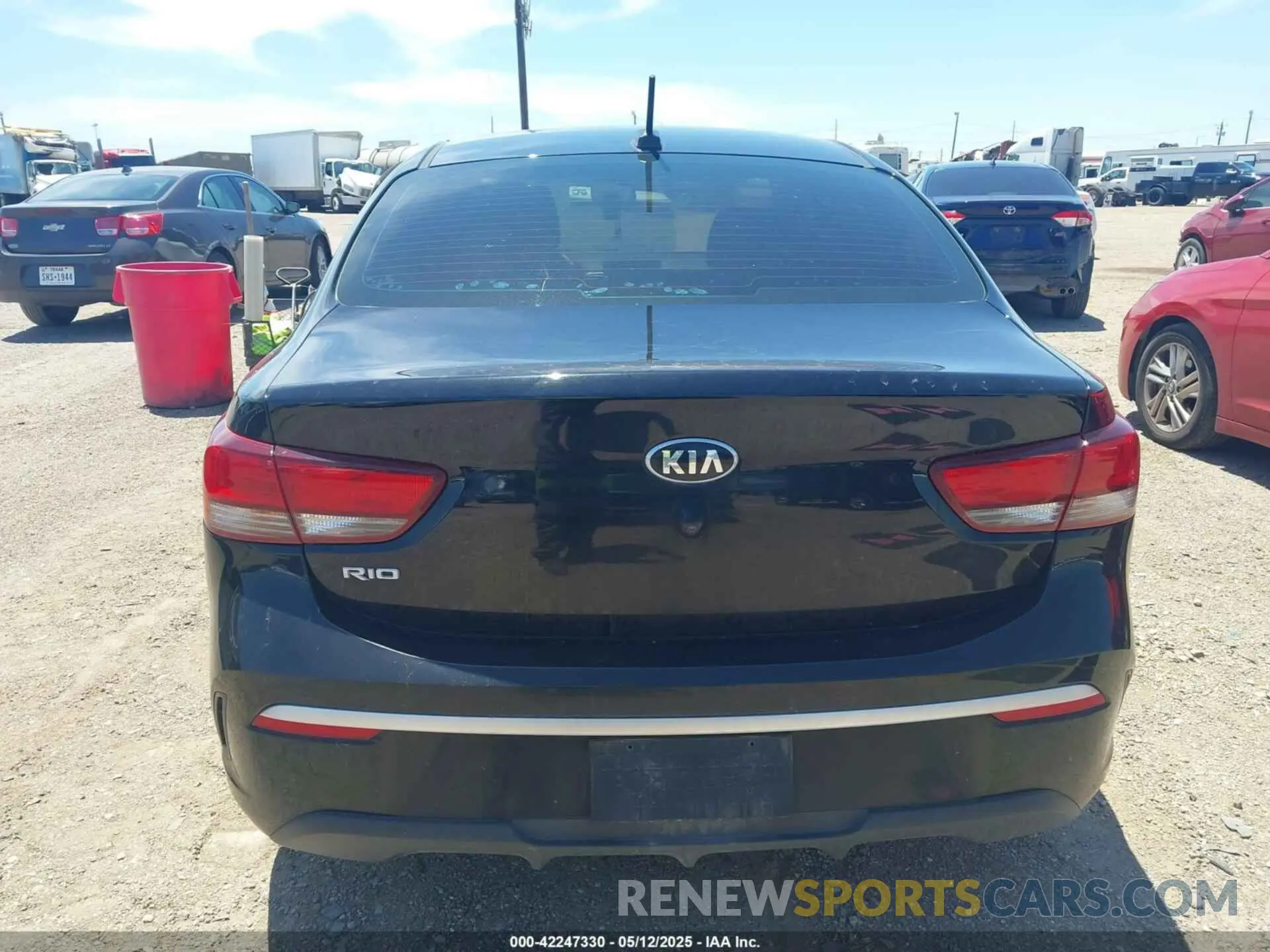 16 Photograph of a damaged car 3KPA24AD9ME416570 KIA RIO 2021