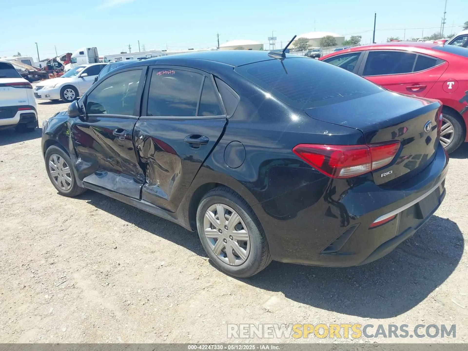 3 Photograph of a damaged car 3KPA24AD9ME416570 KIA RIO 2021