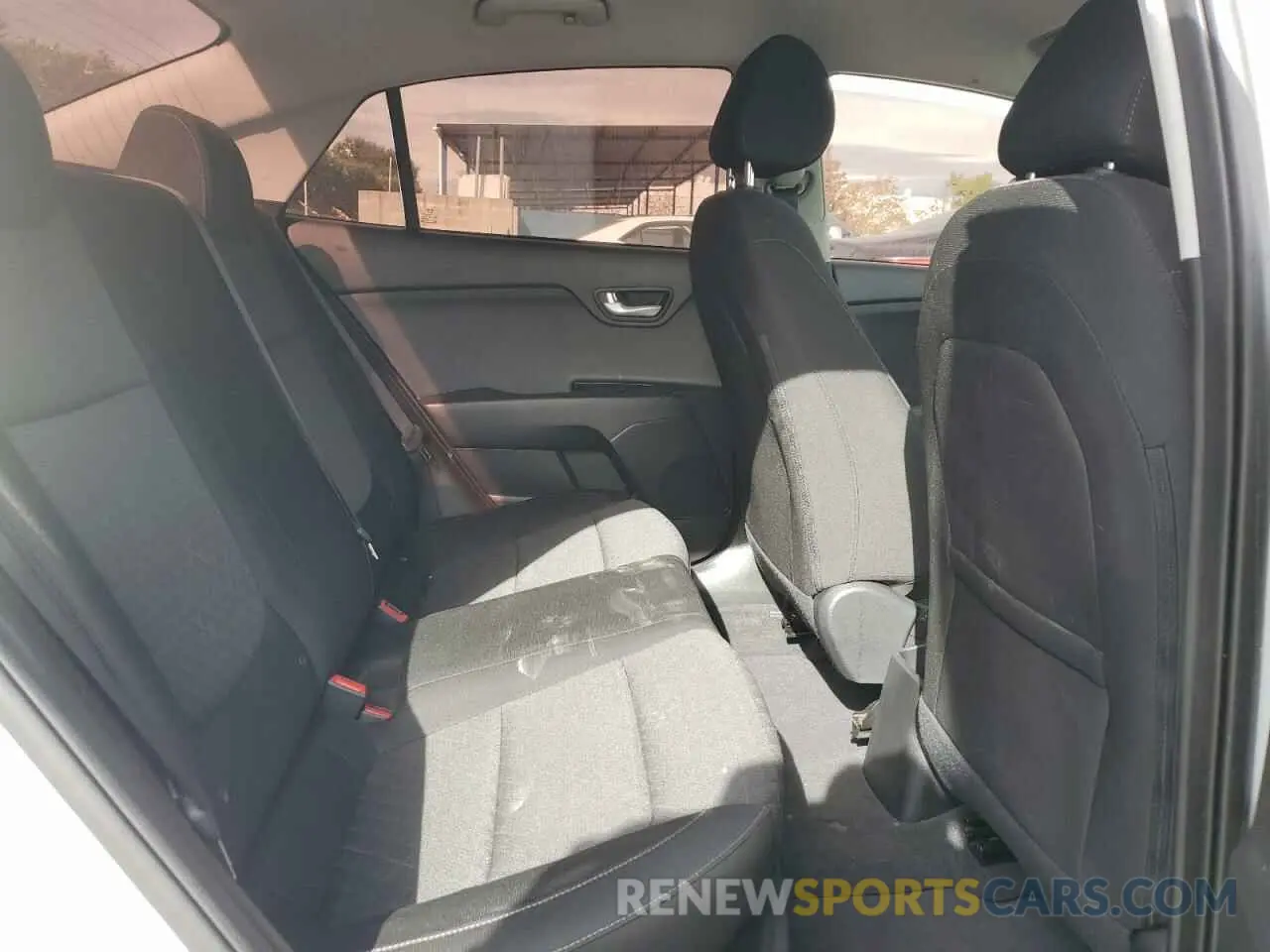 10 Photograph of a damaged car 3KPA24AD9ME430727 KIA RIO 2021