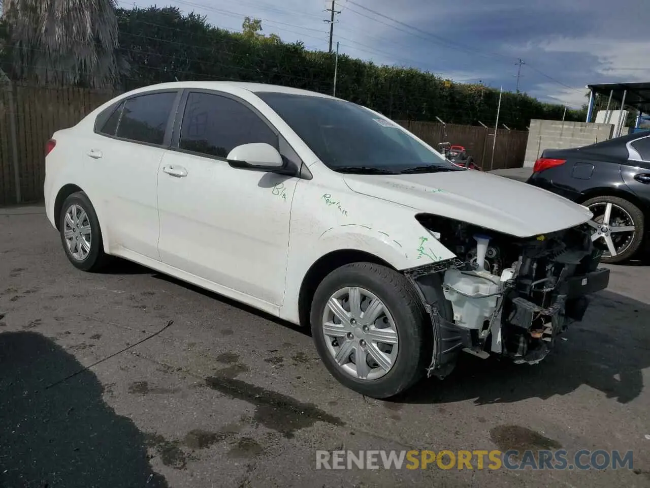4 Photograph of a damaged car 3KPA24AD9ME430727 KIA RIO 2021