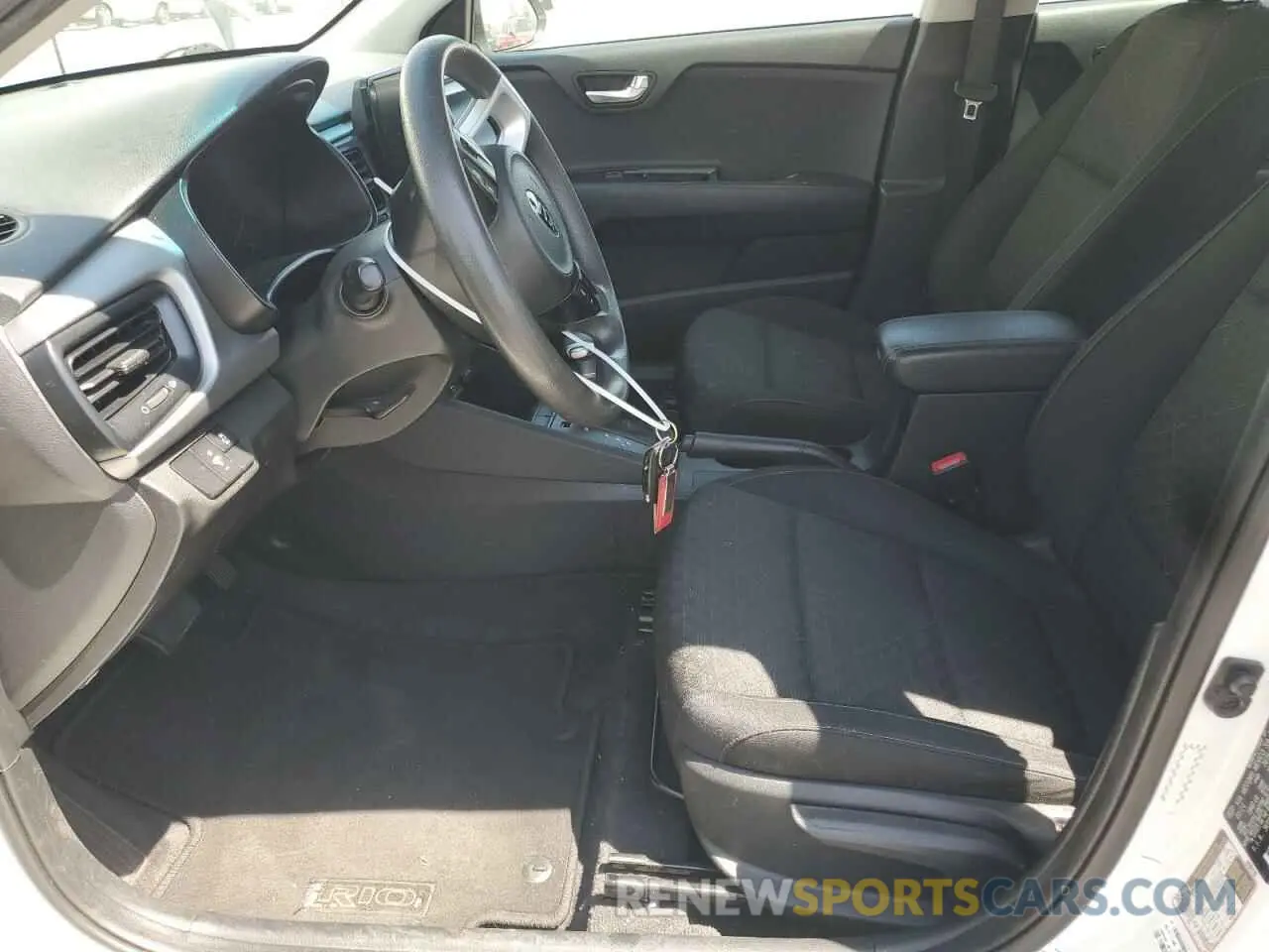 7 Photograph of a damaged car 3KPA24ADXME375737 KIA RIO 2021