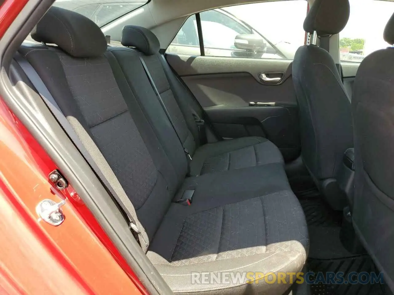 10 Photograph of a damaged car 3KPA24ADXME380582 KIA RIO 2021