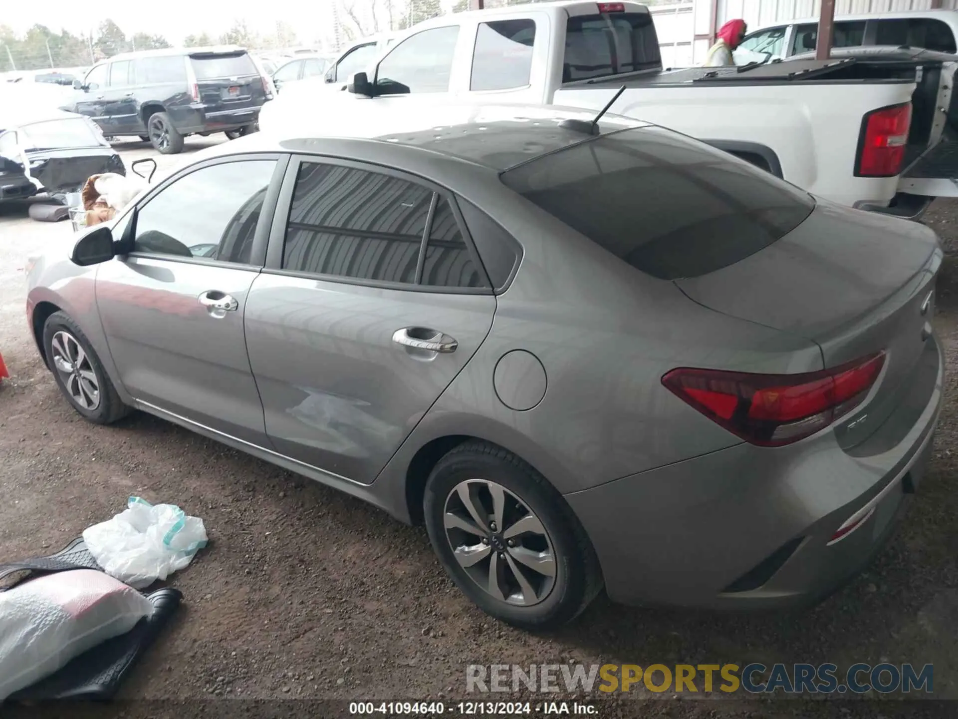 14 Photograph of a damaged car 3KPA24ADXME406680 KIA RIO 2021