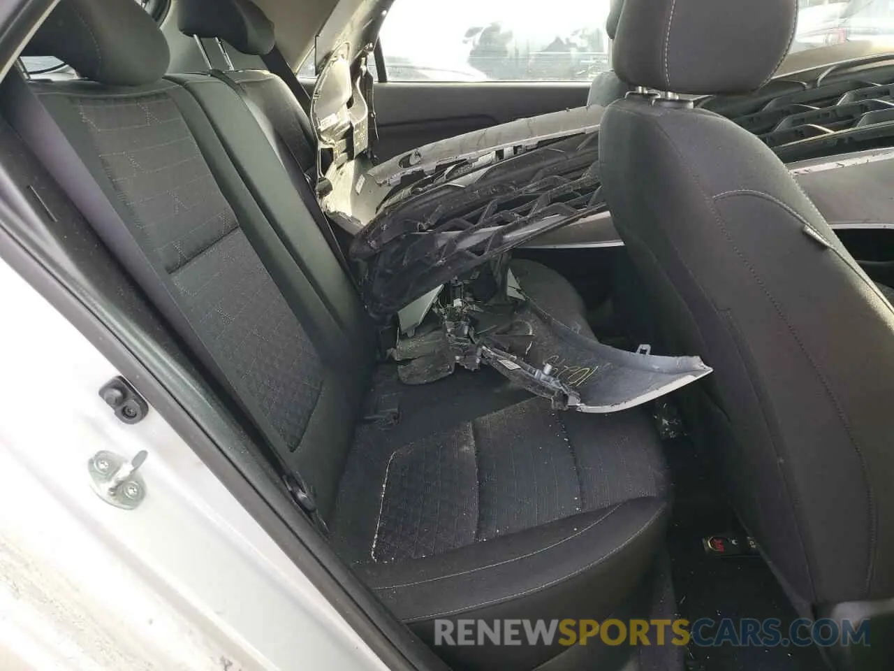 10 Photograph of a damaged car 3KPA25ADXME374786 KIA RIO 2021