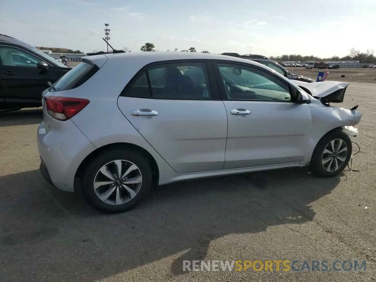 3 Photograph of a damaged car 3KPA25ADXME374786 KIA RIO 2021