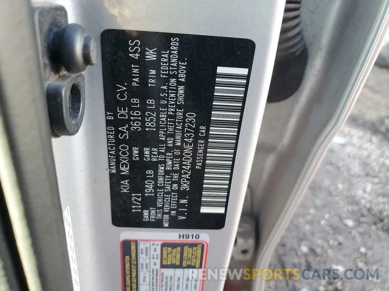 12 Photograph of a damaged car 3KPA24AD0NE437230 KIA RIO 2022