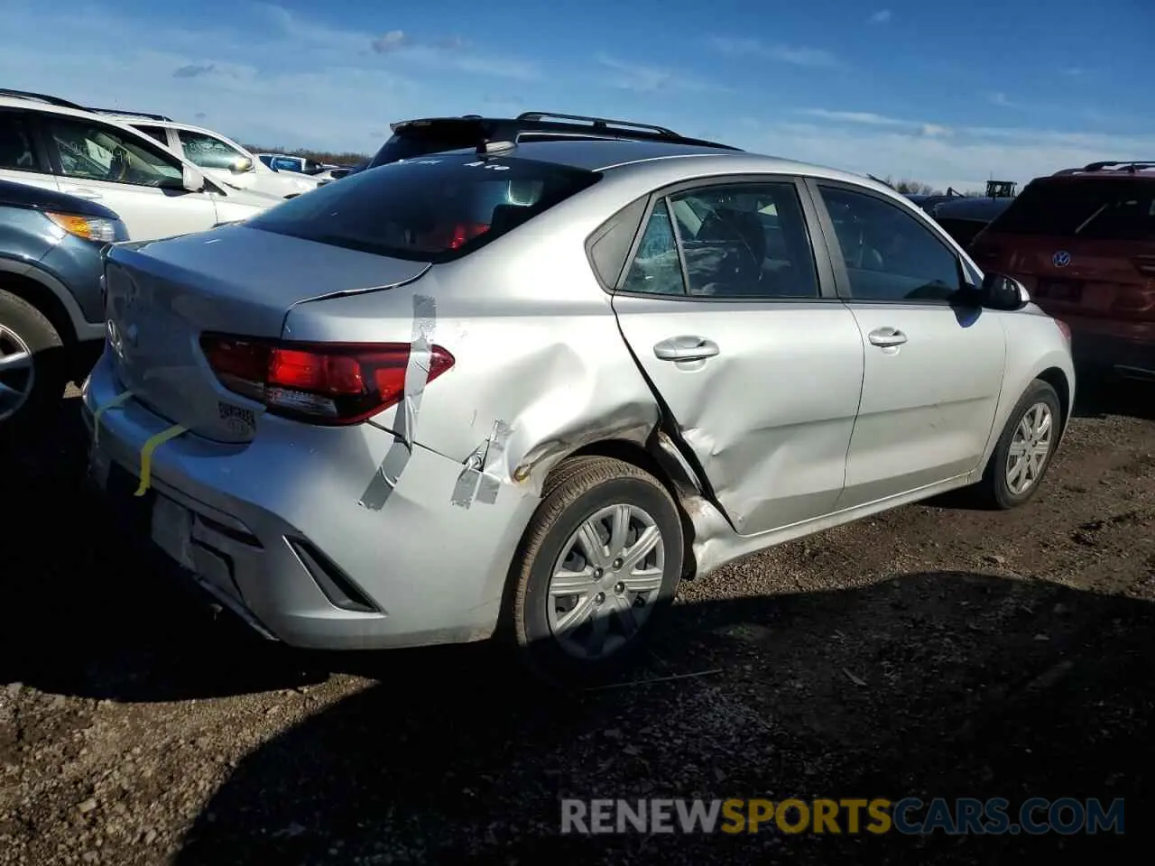 3 Photograph of a damaged car 3KPA24AD0NE437230 KIA RIO 2022