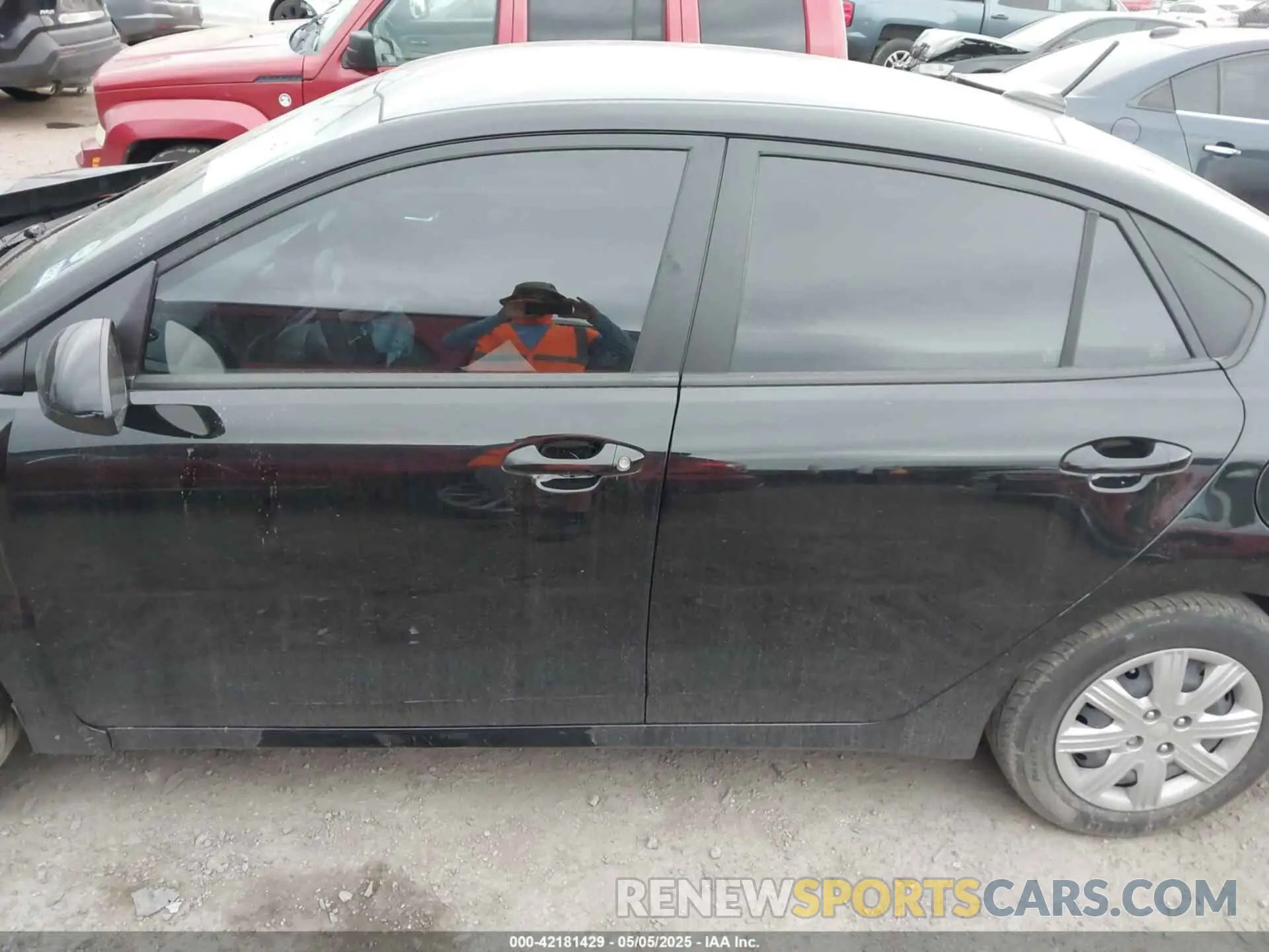 14 Photograph of a damaged car 3KPA24AD0NE463228 KIA RIO 2022