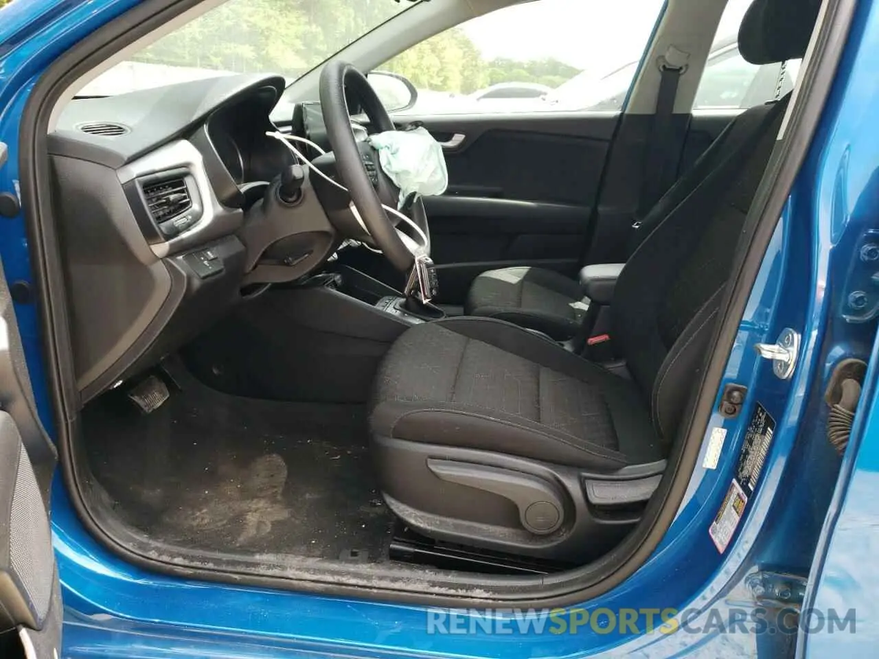 7 Photograph of a damaged car 3KPA24AD0NE481244 KIA RIO 2022