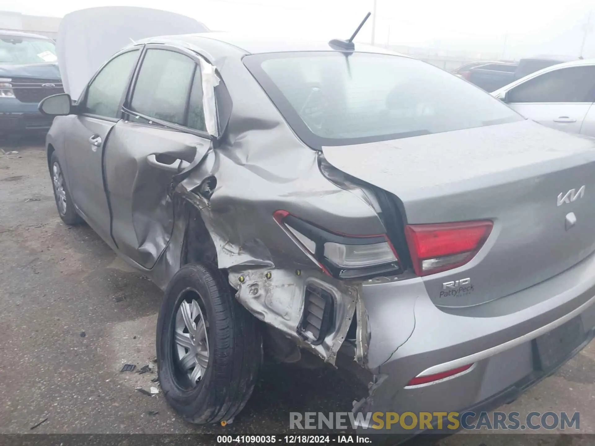 6 Photograph of a damaged car 3KPA24AD1NE431064 KIA RIO 2022