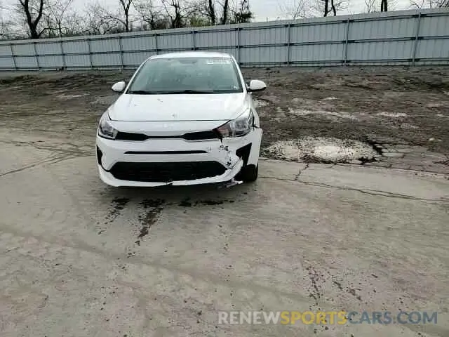 14 Photograph of a damaged car 3KPA24AD1NE431839 KIA RIO 2022