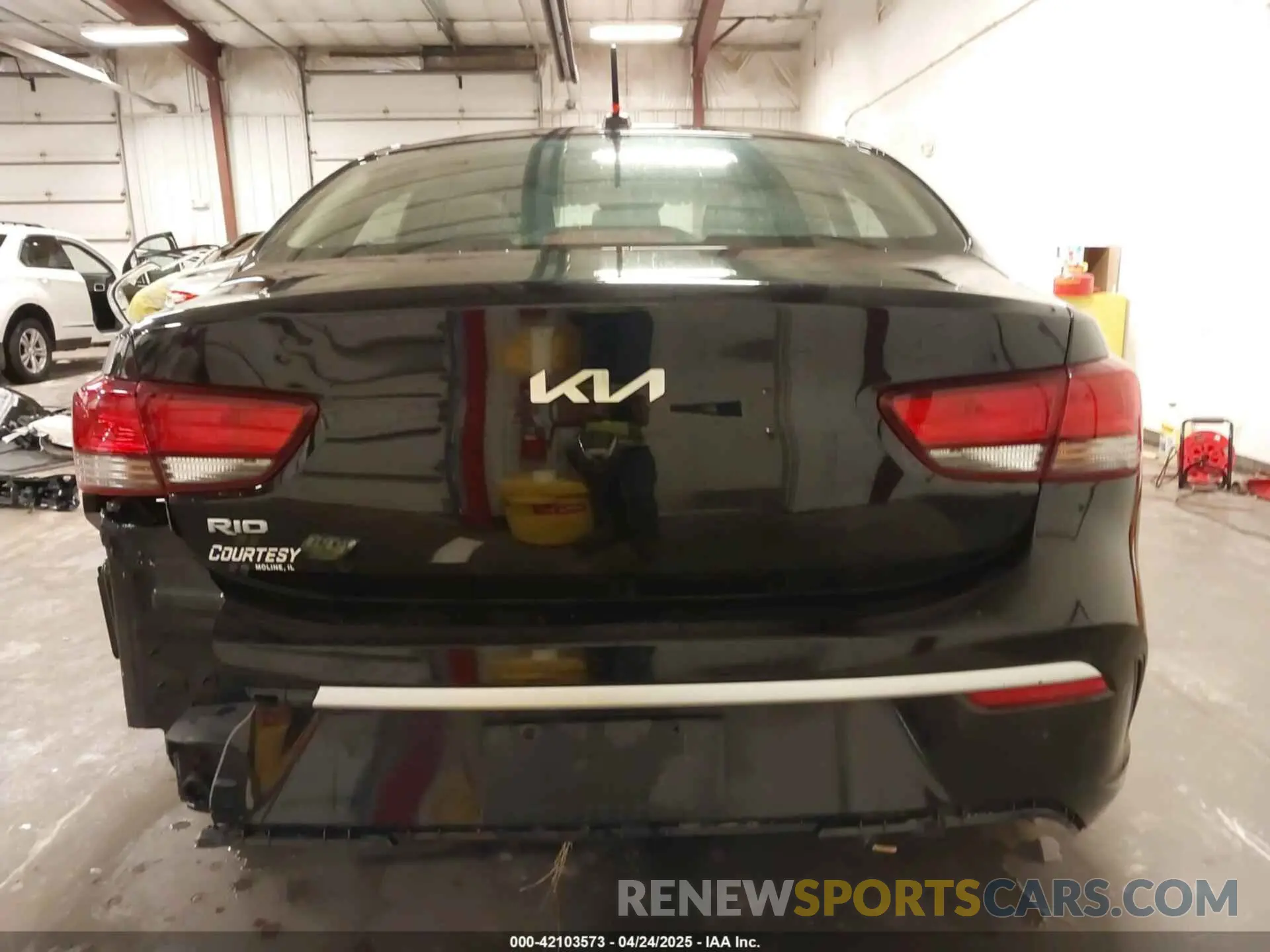 16 Photograph of a damaged car 3KPA24AD1NE437494 KIA RIO 2022