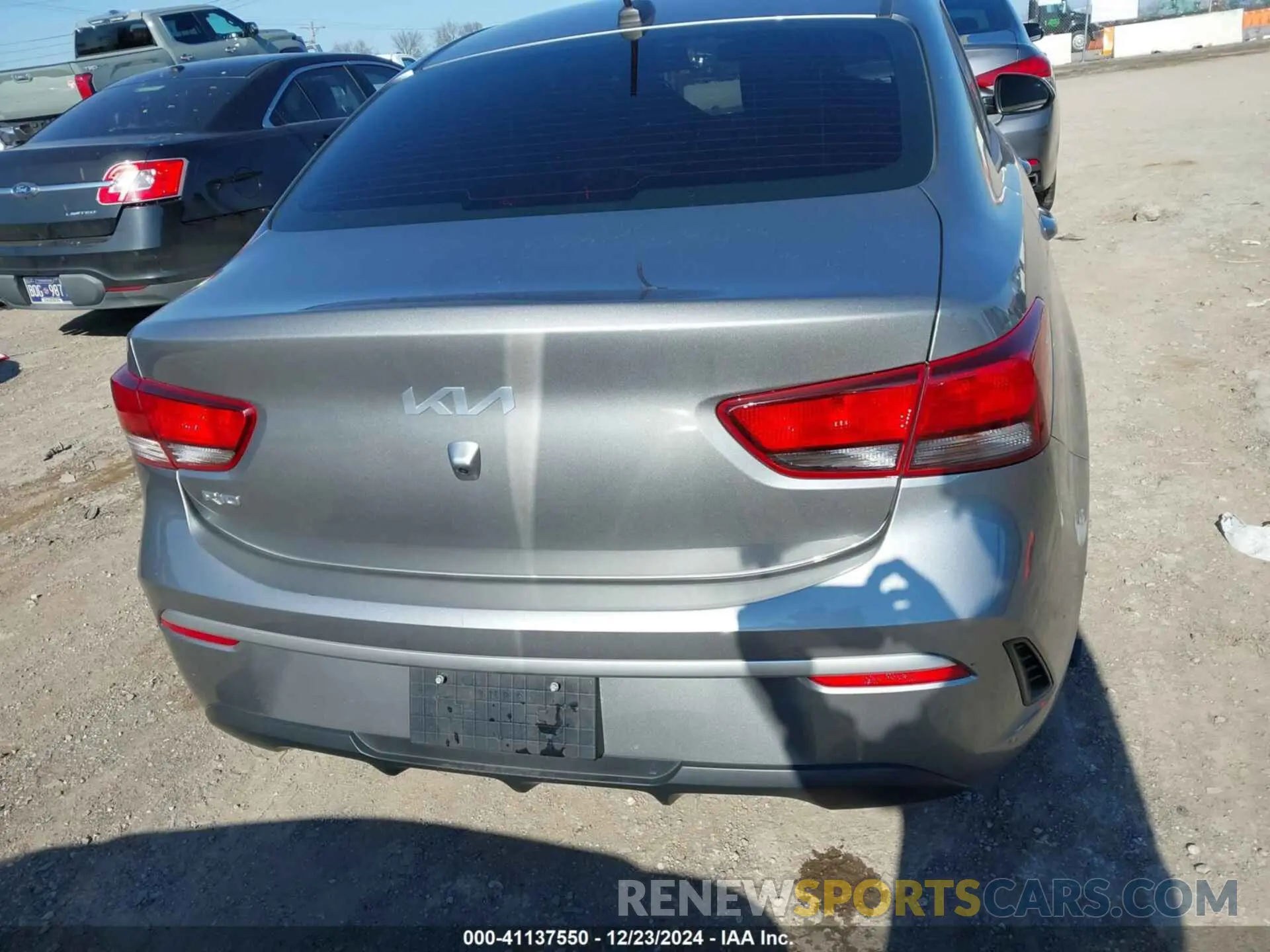 16 Photograph of a damaged car 3KPA24AD1NE450651 KIA RIO 2022