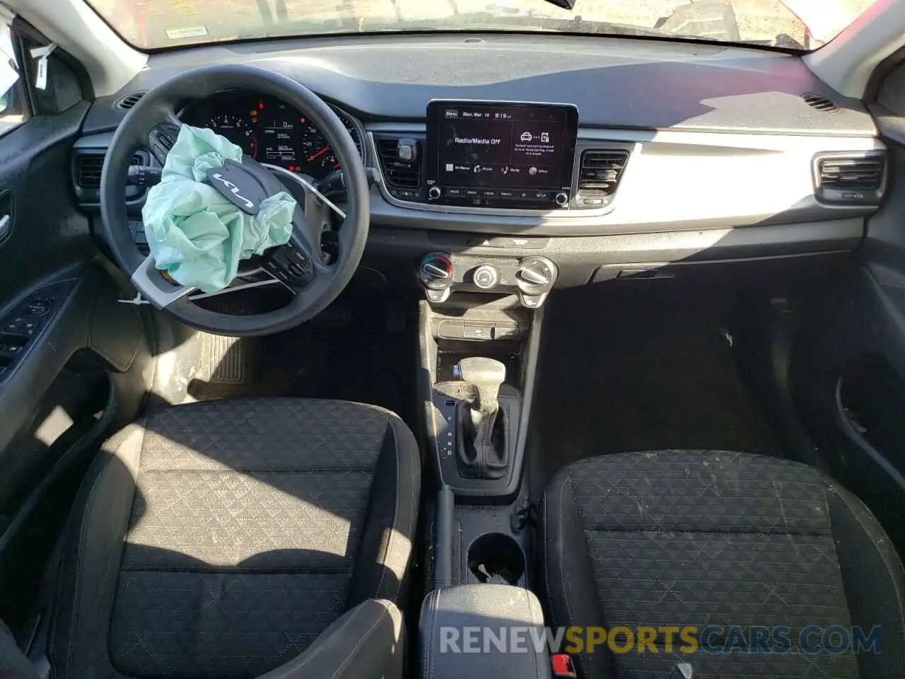 8 Photograph of a damaged car 3KPA24AD1NE460290 KIA RIO 2022