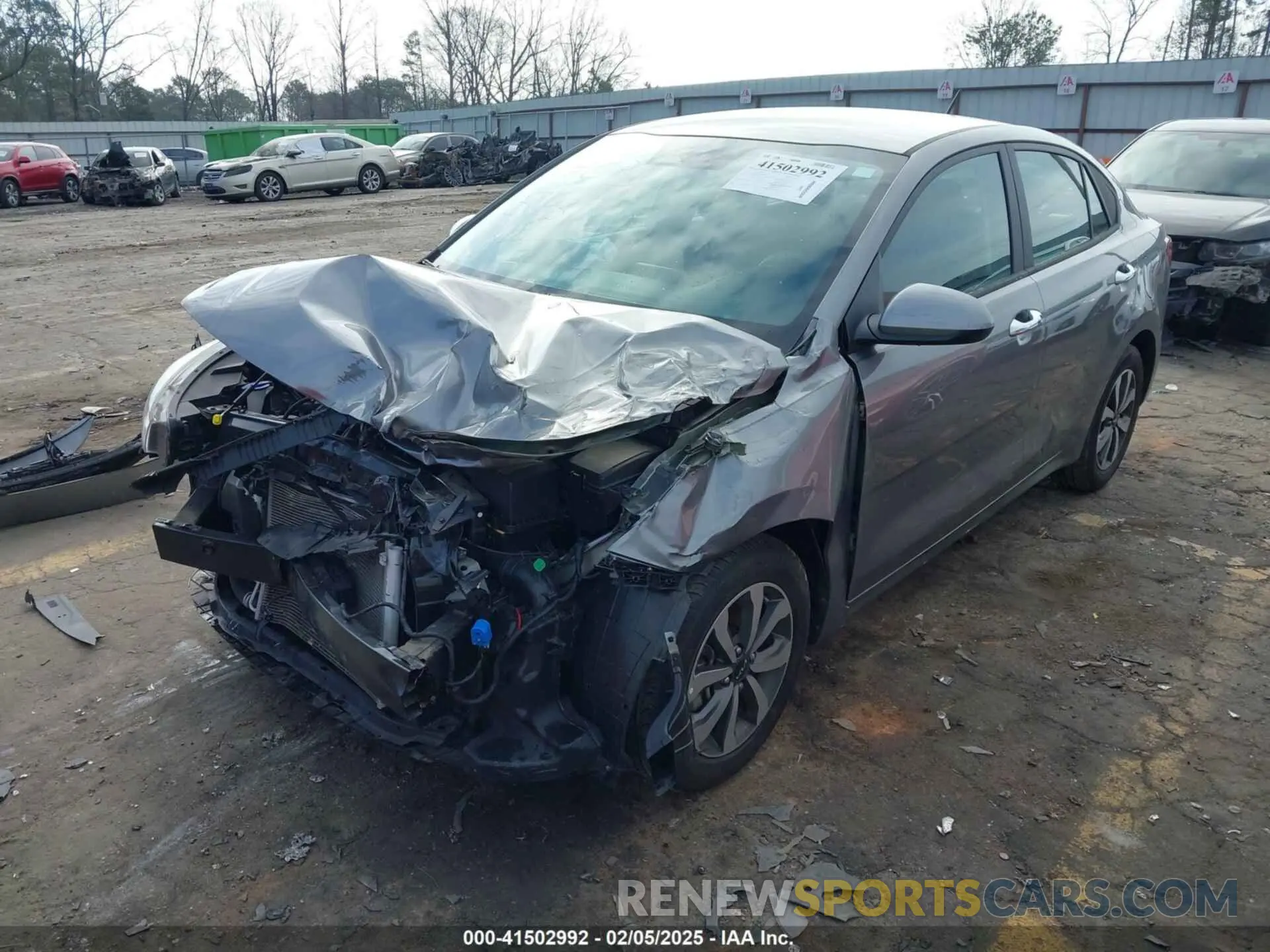2 Photograph of a damaged car 3KPA24AD1NE495931 KIA RIO 2022