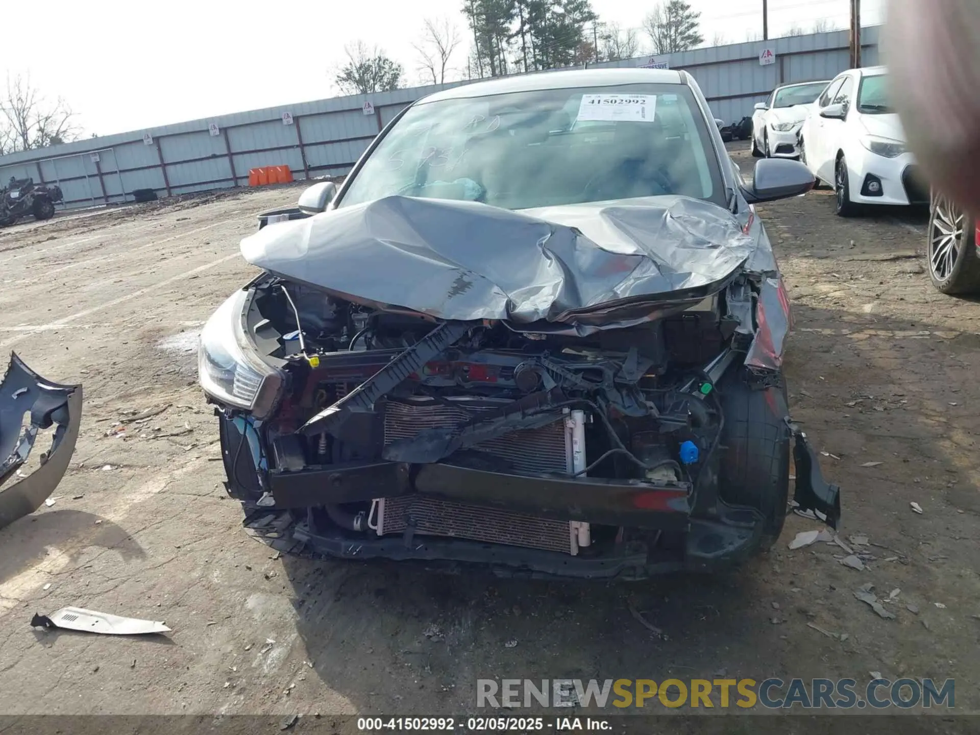 6 Photograph of a damaged car 3KPA24AD1NE495931 KIA RIO 2022