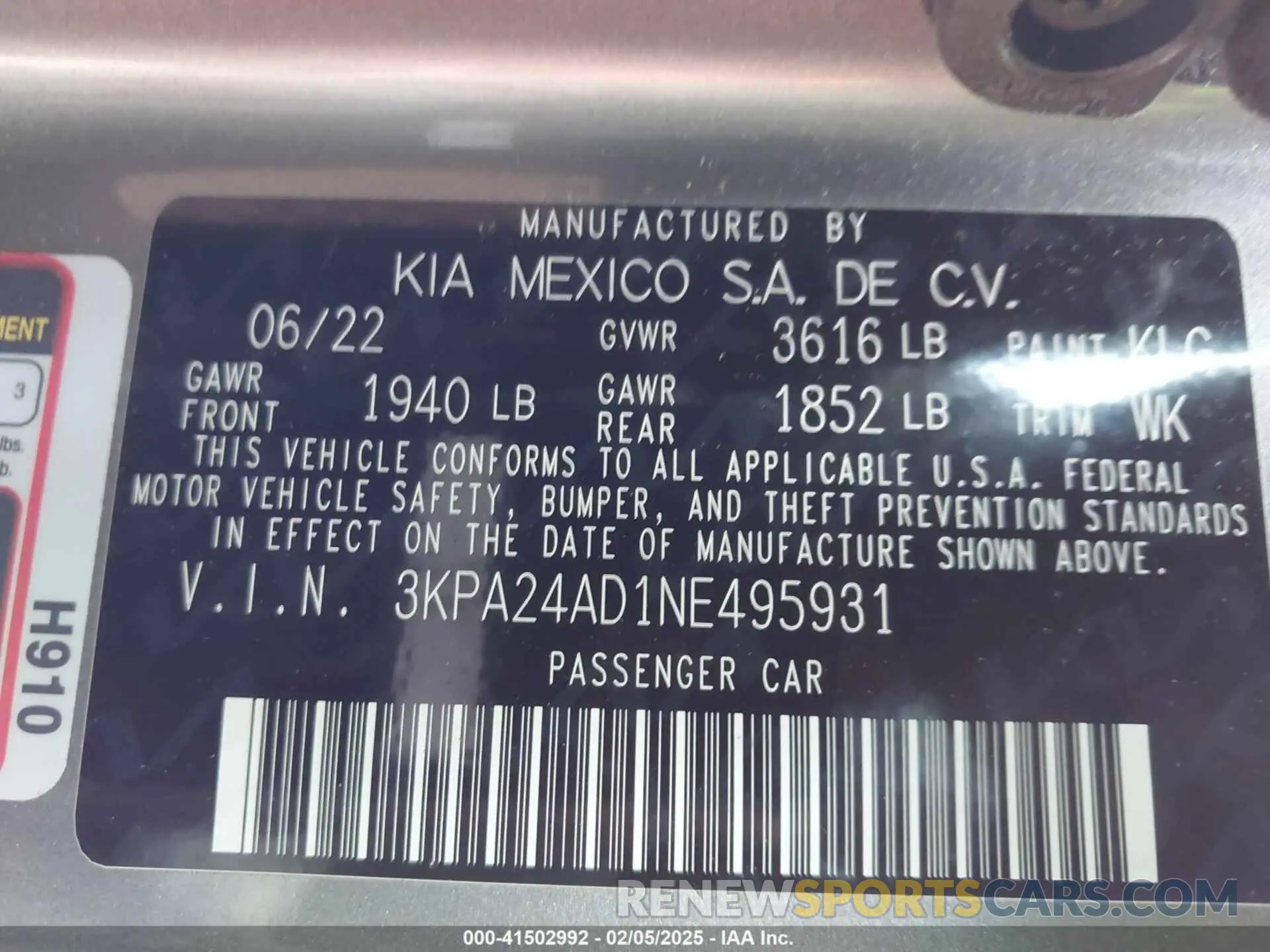 9 Photograph of a damaged car 3KPA24AD1NE495931 KIA RIO 2022