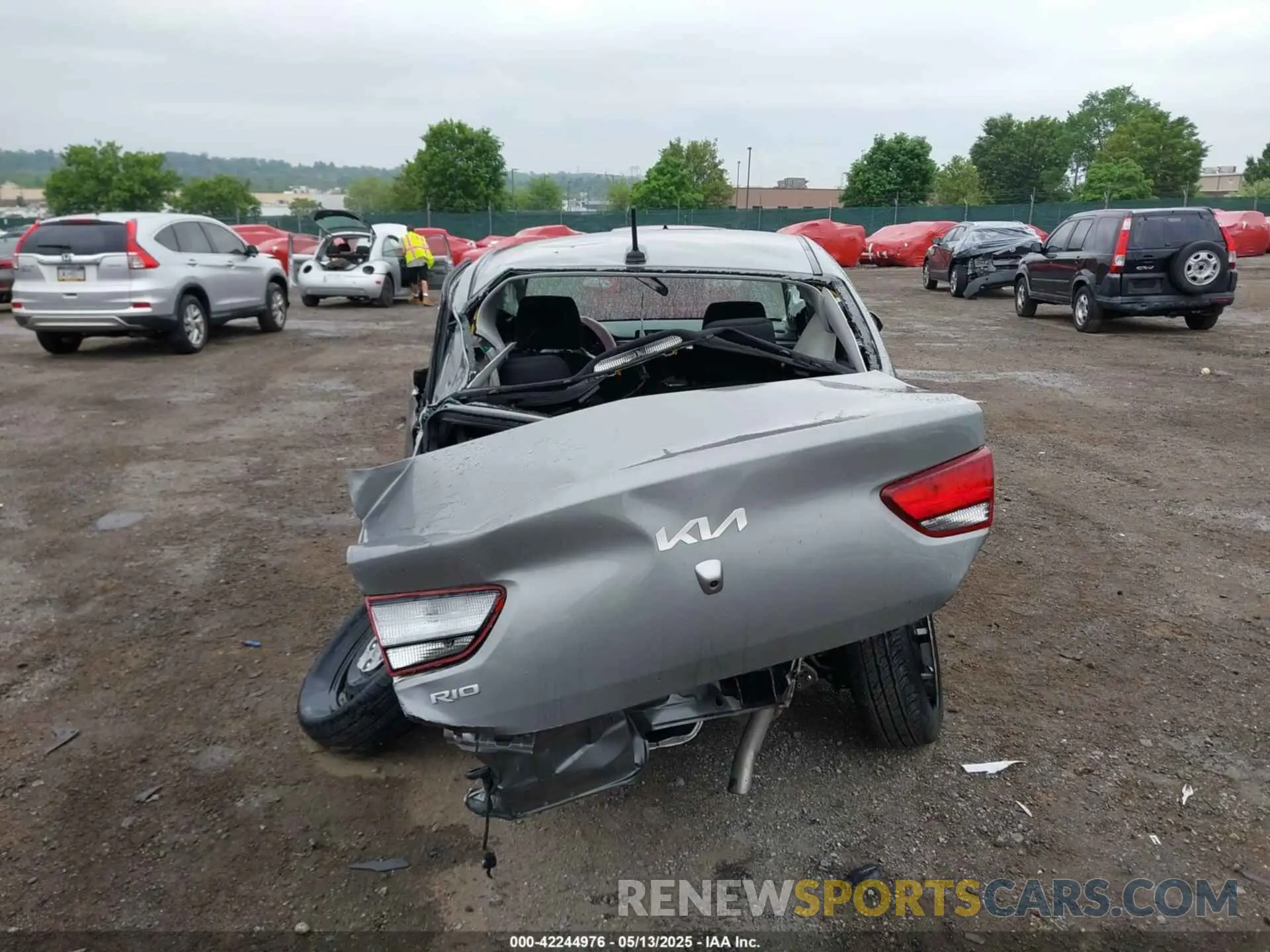 15 Photograph of a damaged car 3KPA24AD2NE431395 KIA RIO 2022