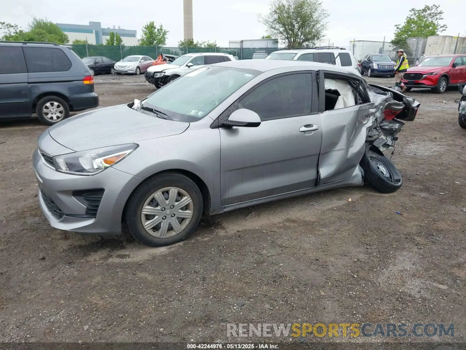 2 Photograph of a damaged car 3KPA24AD2NE431395 KIA RIO 2022