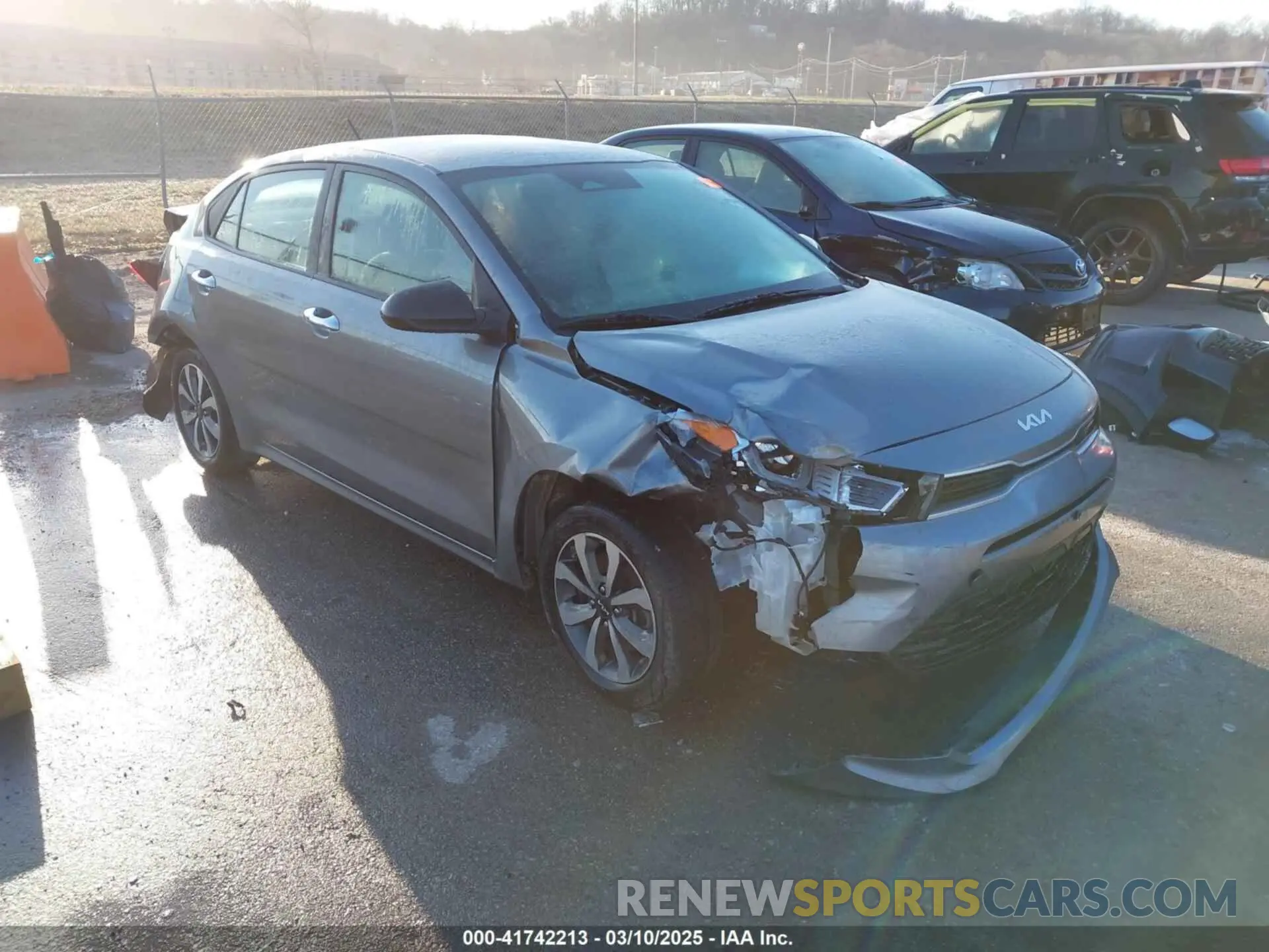 1 Photograph of a damaged car 3KPA24AD2NE431557 KIA RIO 2022
