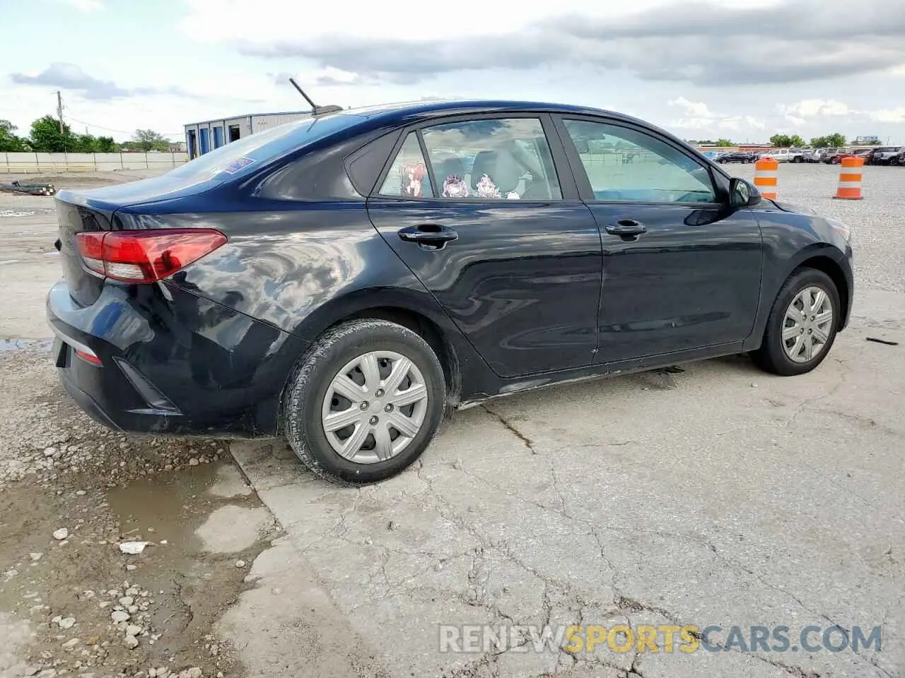 3 Photograph of a damaged car 3KPA24AD2NE453963 KIA RIO 2022