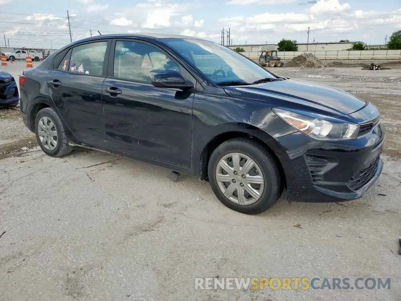 4 Photograph of a damaged car 3KPA24AD2NE453963 KIA RIO 2022