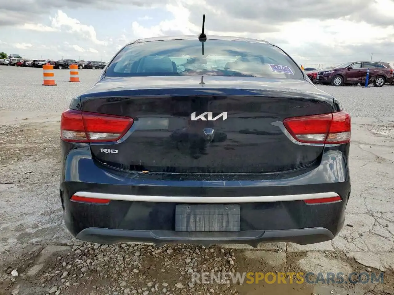6 Photograph of a damaged car 3KPA24AD2NE453963 KIA RIO 2022