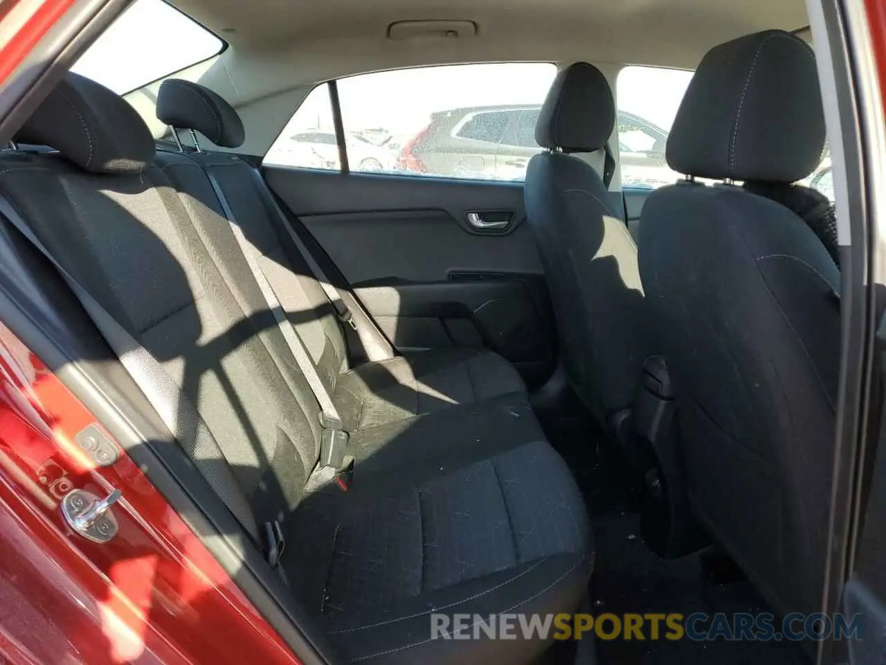10 Photograph of a damaged car 3KPA24AD2NE483433 KIA RIO 2022