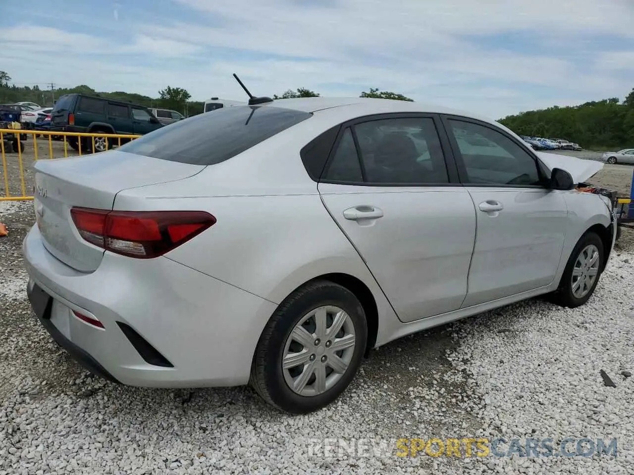 3 Photograph of a damaged car 3KPA24AD3NE474532 KIA RIO 2022