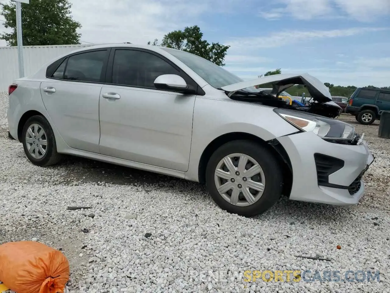 4 Photograph of a damaged car 3KPA24AD3NE474532 KIA RIO 2022