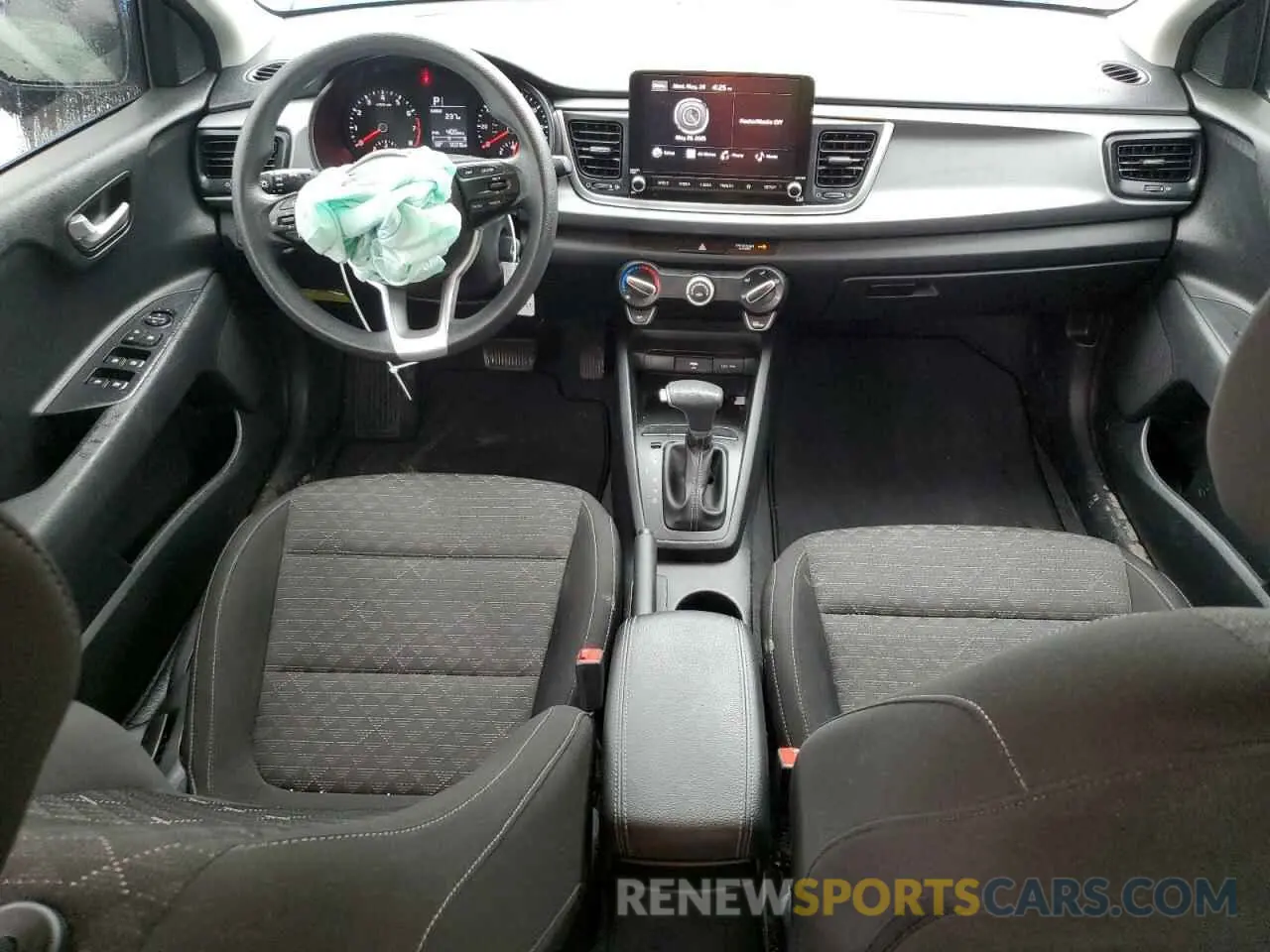8 Photograph of a damaged car 3KPA24AD3NE474532 KIA RIO 2022