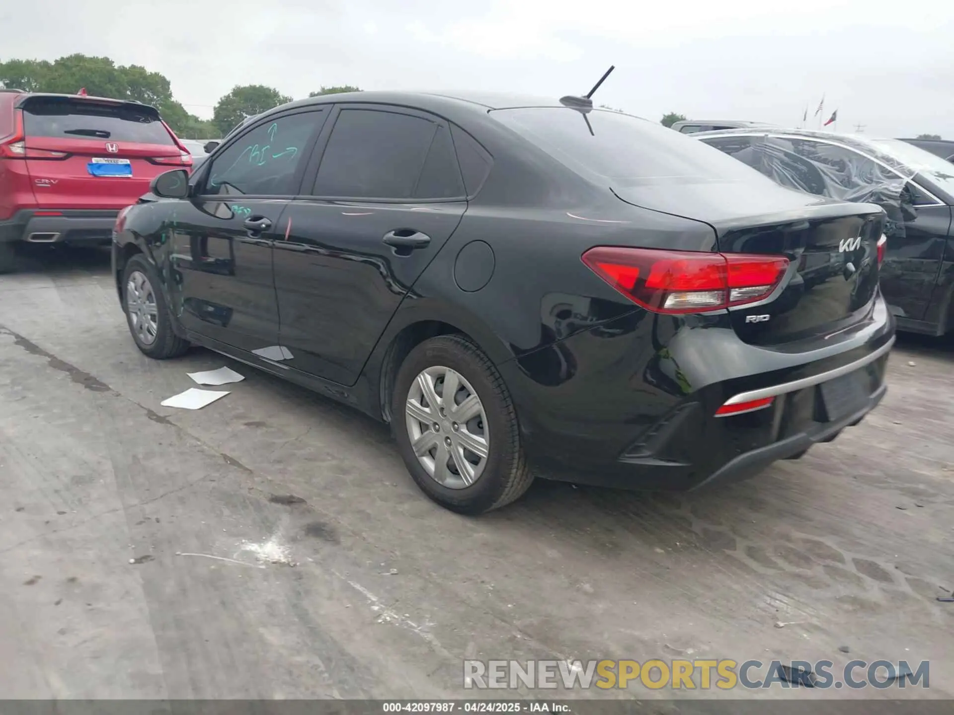3 Photograph of a damaged car 3KPA24AD3NE492402 KIA RIO 2022