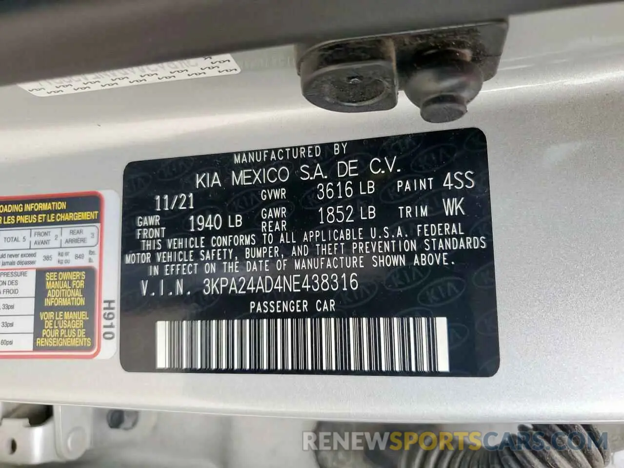13 Photograph of a damaged car 3KPA24AD4NE438316 KIA RIO 2022