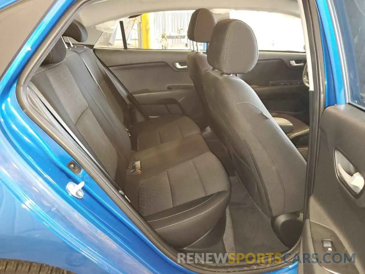 10 Photograph of a damaged car 3KPA24AD4NE452586 KIA RIO 2022