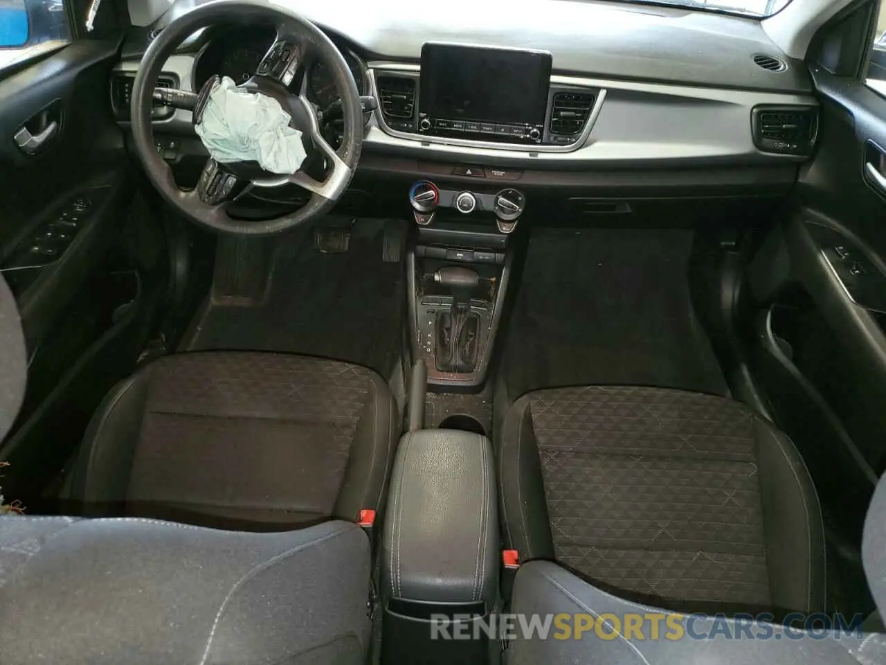 8 Photograph of a damaged car 3KPA24AD4NE452586 KIA RIO 2022