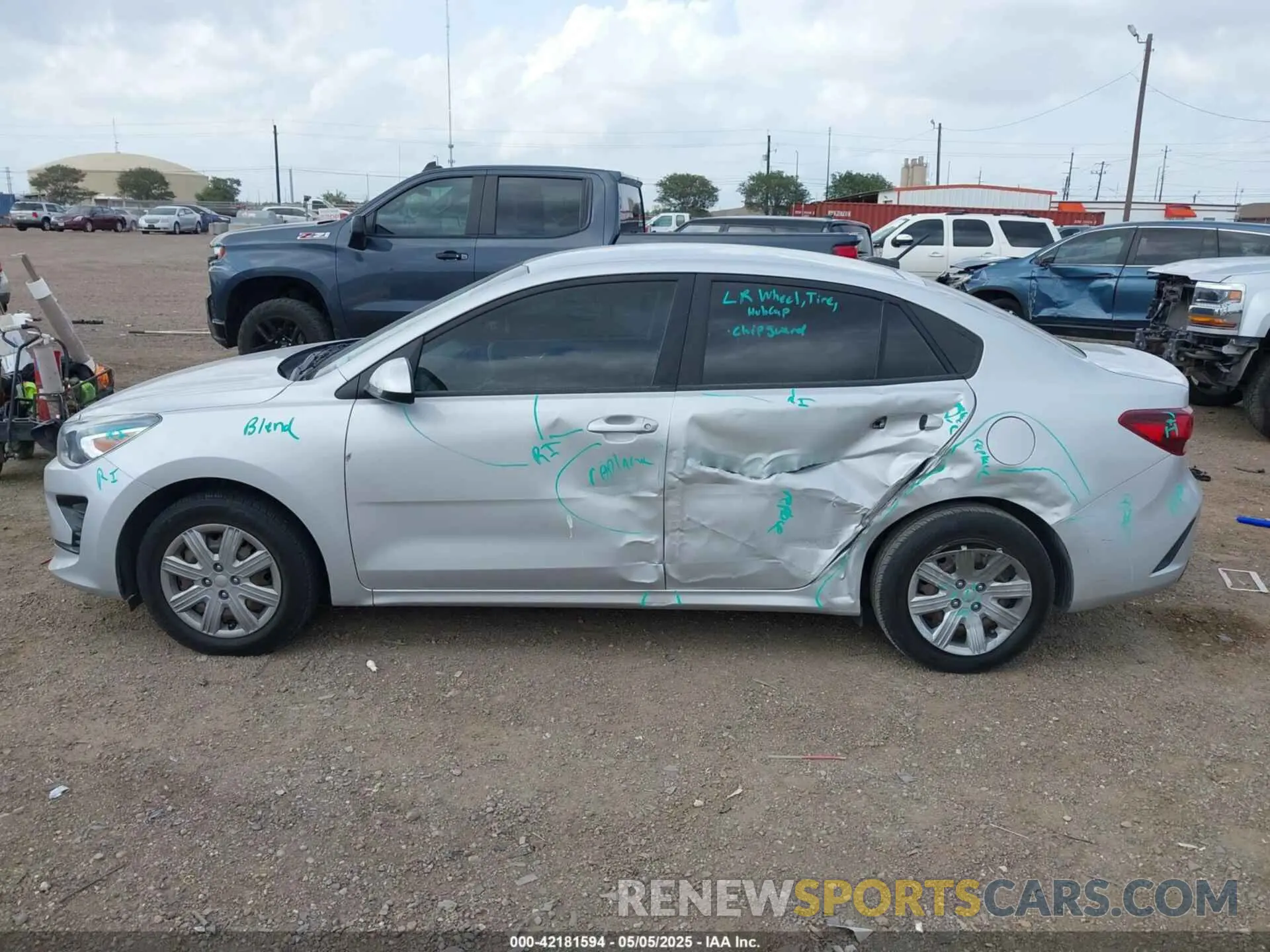 14 Photograph of a damaged car 3KPA24AD4NE476161 KIA RIO 2022