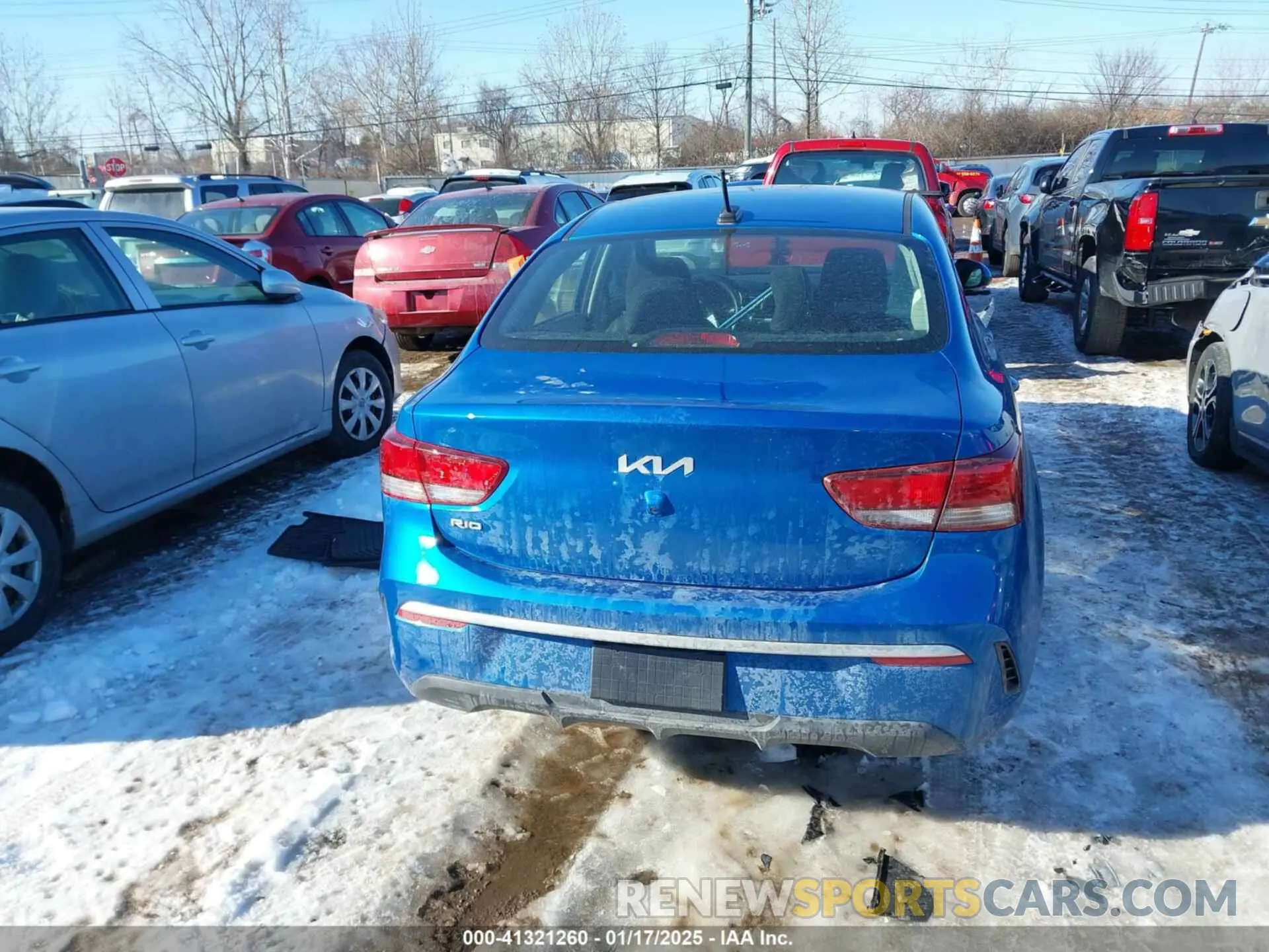 17 Photograph of a damaged car 3KPA24AD4NE478556 KIA RIO 2022