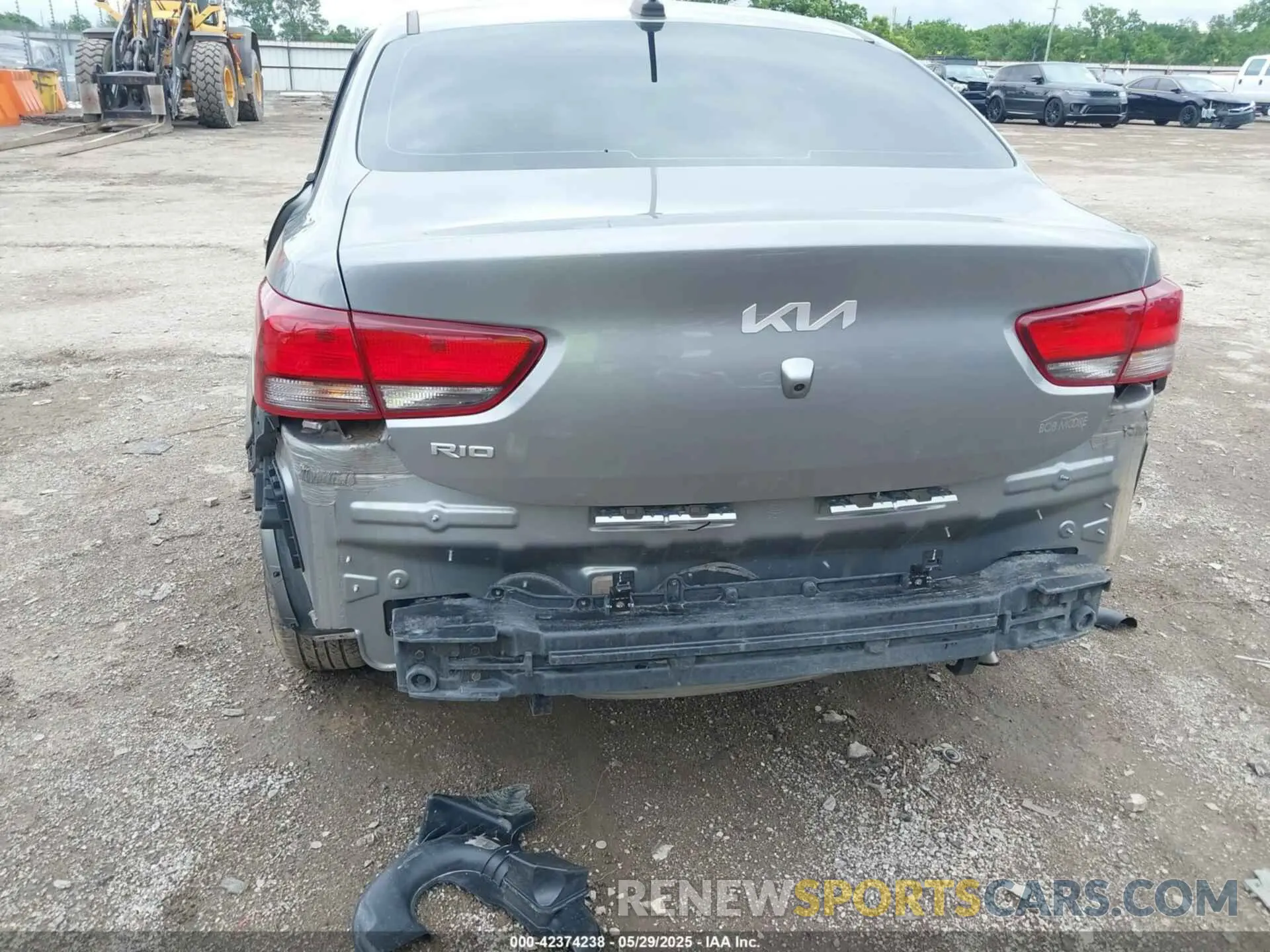 21 Photograph of a damaged car 3KPA24AD4NE481215 KIA RIO 2022