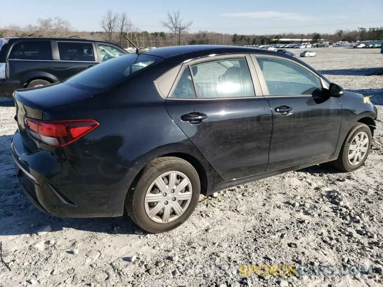 3 Photograph of a damaged car 3KPA24AD4NE496118 KIA RIO 2022