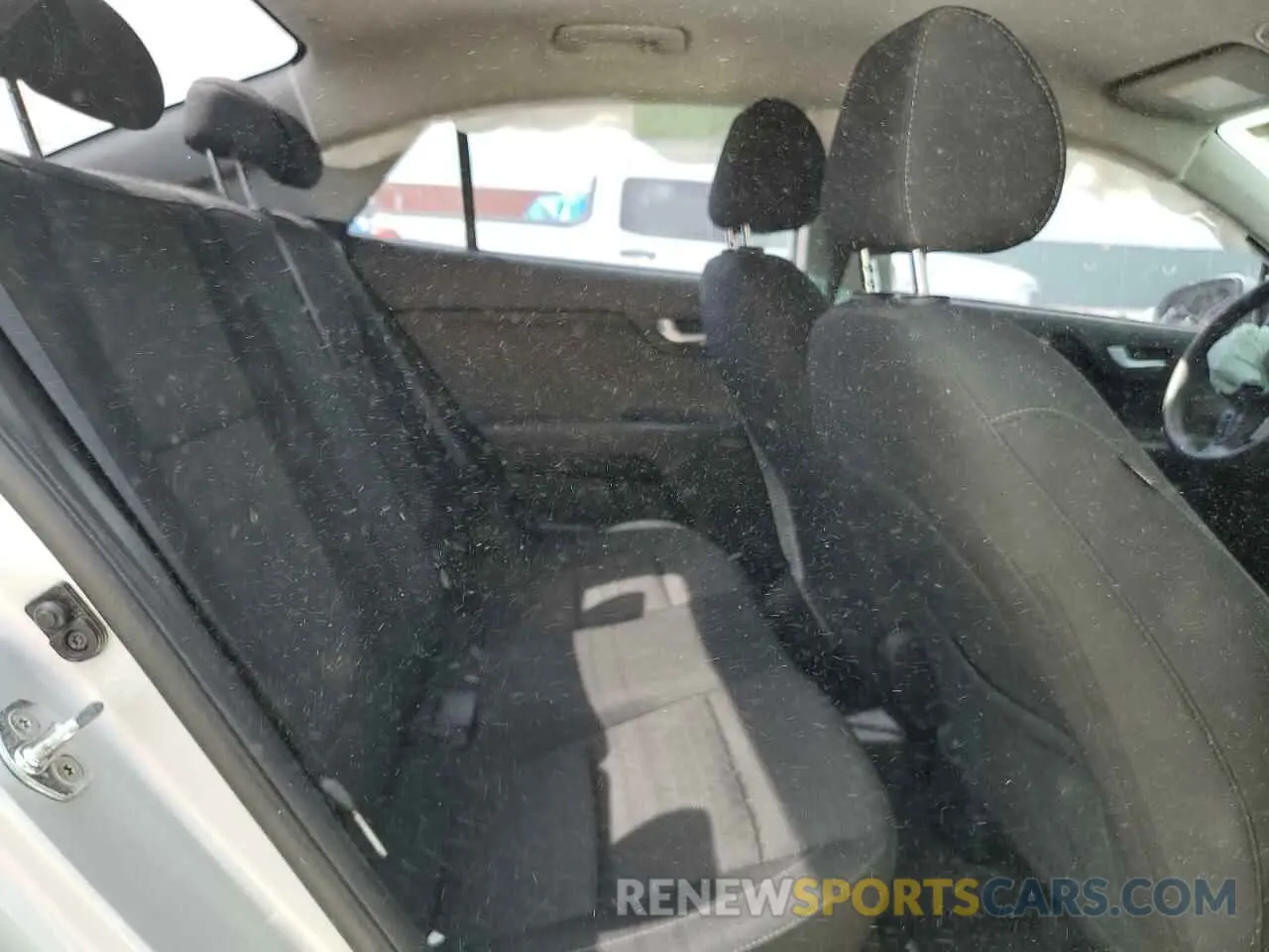 10 Photograph of a damaged car 3KPA24AD4NE500815 KIA RIO 2022