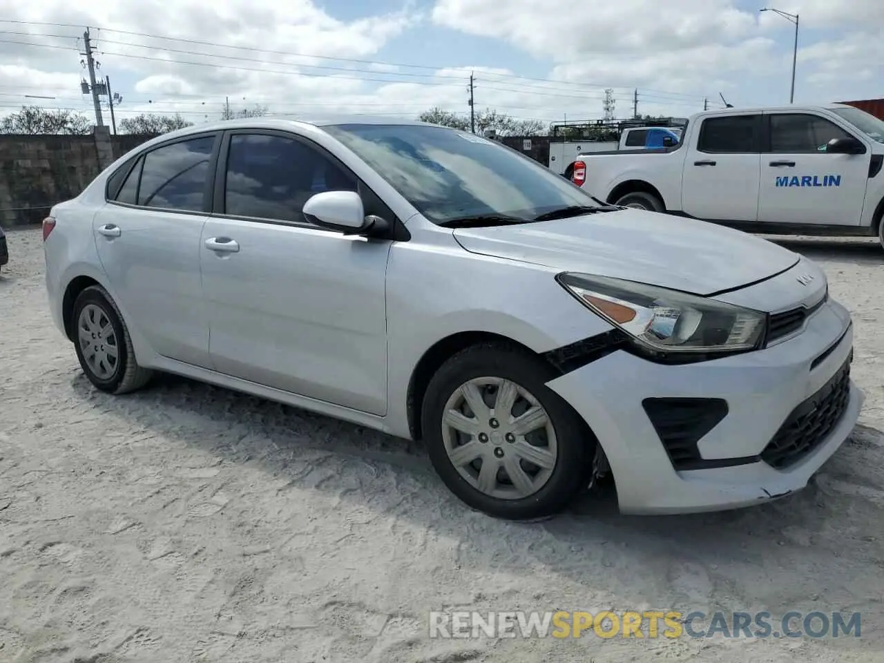 4 Photograph of a damaged car 3KPA24AD4NE500815 KIA RIO 2022