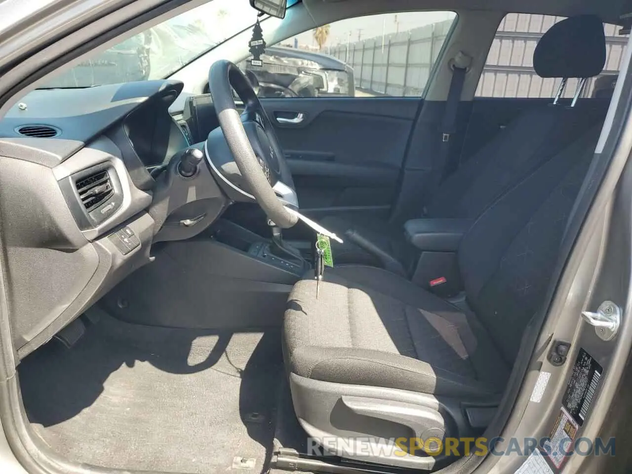 7 Photograph of a damaged car 3KPA24AD5NE450717 KIA RIO 2022