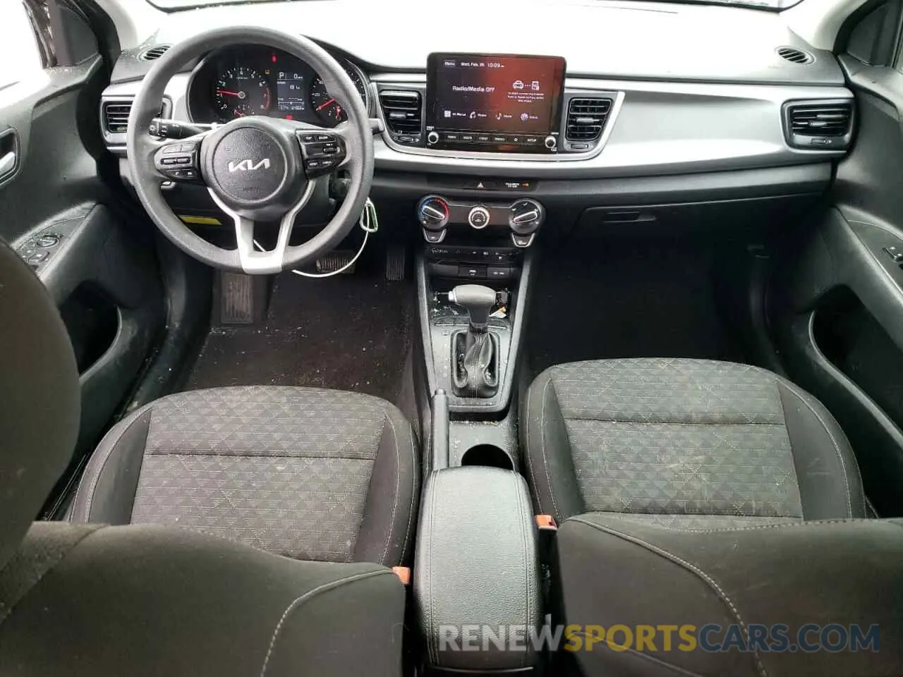 8 Photograph of a damaged car 3KPA24AD5NE478128 KIA RIO 2022