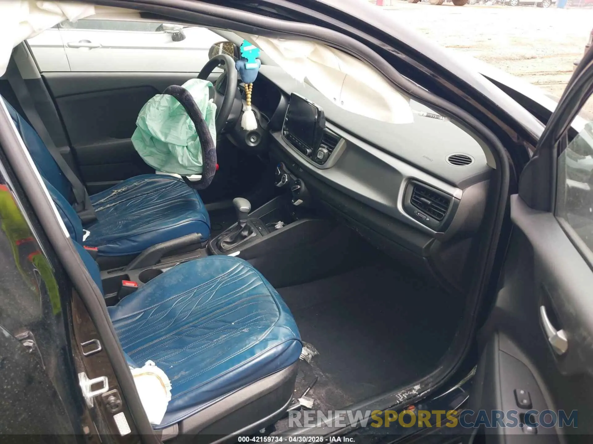 5 Photograph of a damaged car 3KPA24AD5NE510589 KIA RIO 2022