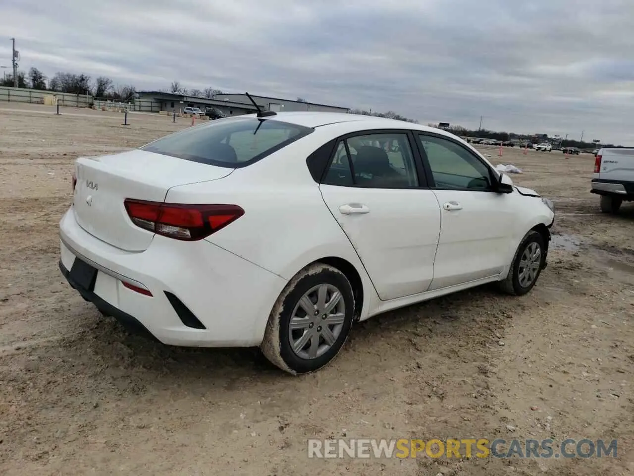 3 Photograph of a damaged car 3KPA24AD7NE463632 KIA RIO 2022