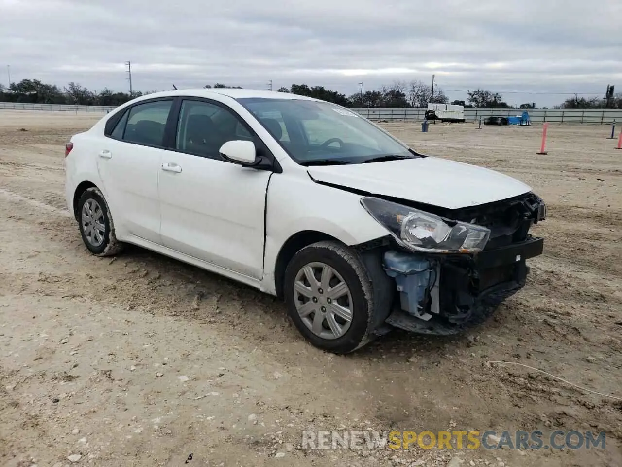 4 Photograph of a damaged car 3KPA24AD7NE463632 KIA RIO 2022