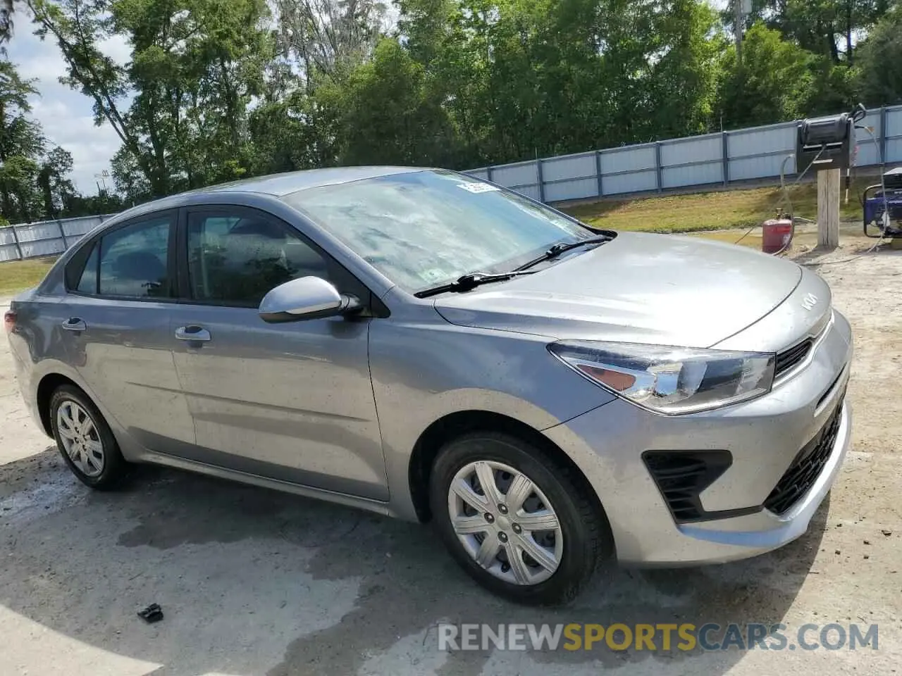 4 Photograph of a damaged car 3KPA24AD7NE488370 KIA RIO 2022