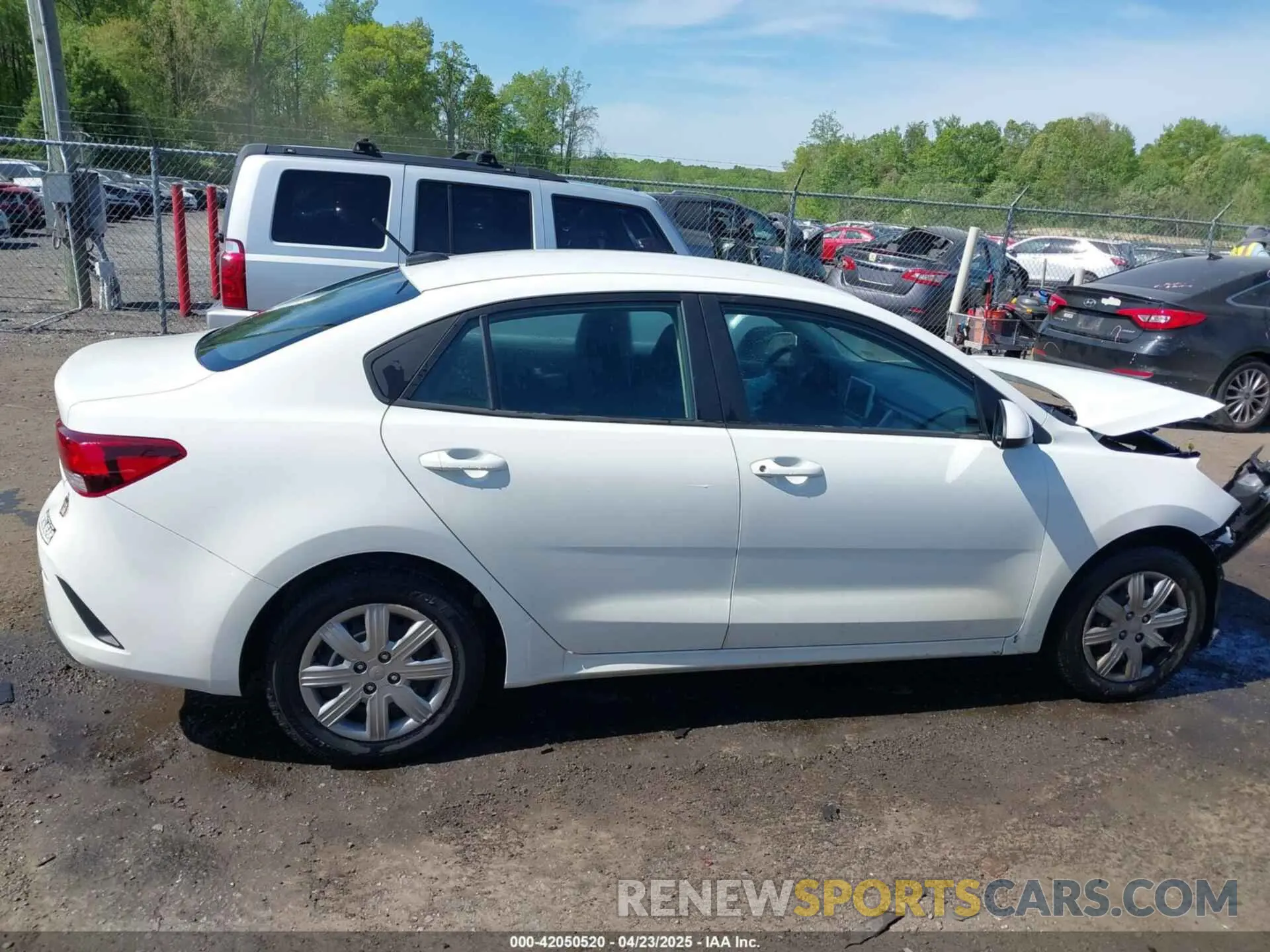 14 Photograph of a damaged car 3KPA24AD7NE492807 KIA RIO 2022