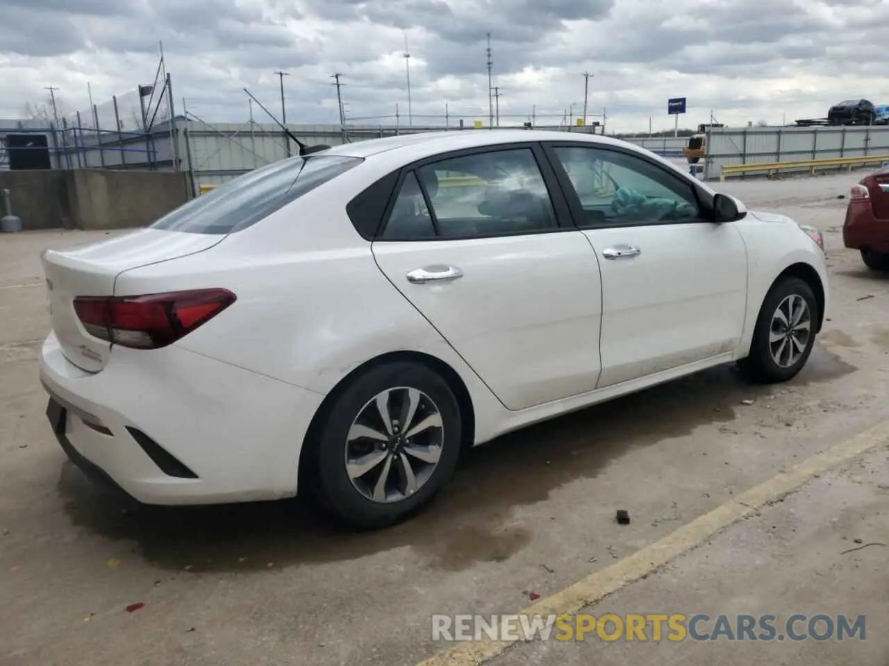 3 Photograph of a damaged car 3KPA24AD7NE506334 KIA RIO 2022